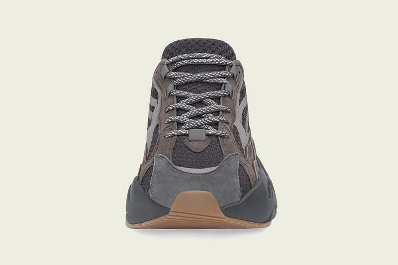 YEEZY BOOST 700 V2 全新配色「Geode」官方圖片釋出