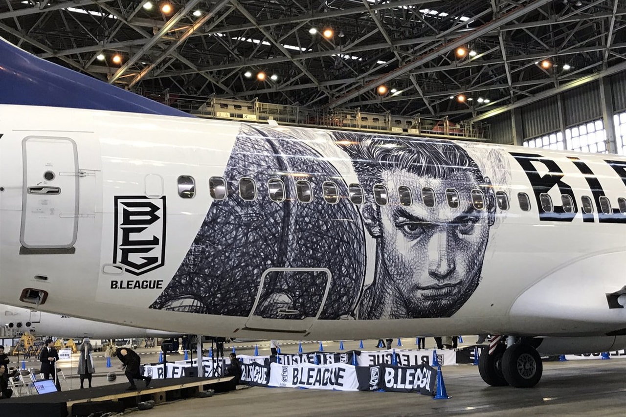 日本籃球聯盟 B.League 攜手《SLAM DUNK》作者井上雄彥打造飛機塗裝