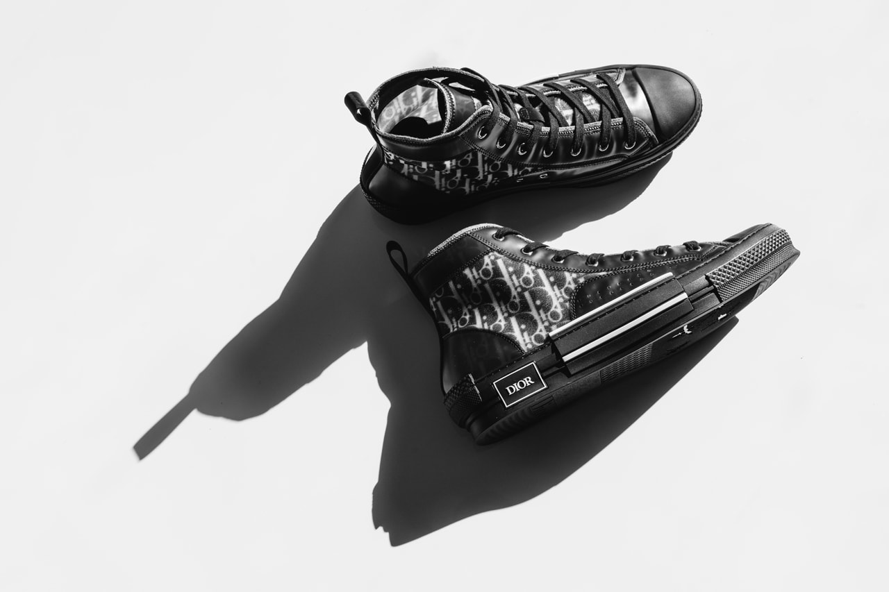 獨家近賞 Dior B23 Oblique 全新黑色版高筒運動鞋
