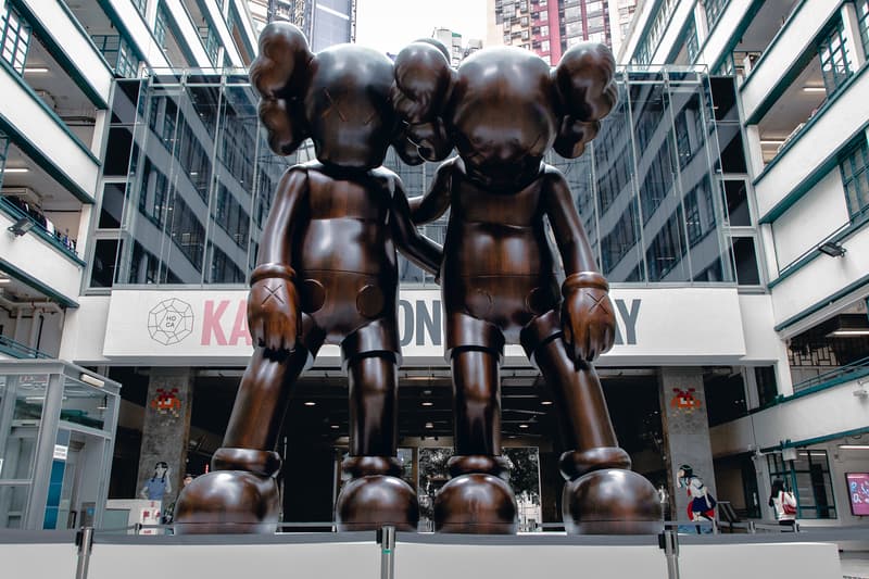 走進 HOCA 聯辦「KAWS: ALONG THE WAY」藝術作品展覽