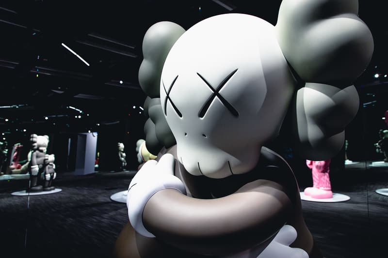 走進 HOCA 聯辦「KAWS: ALONG THE WAY」藝術作品展覽