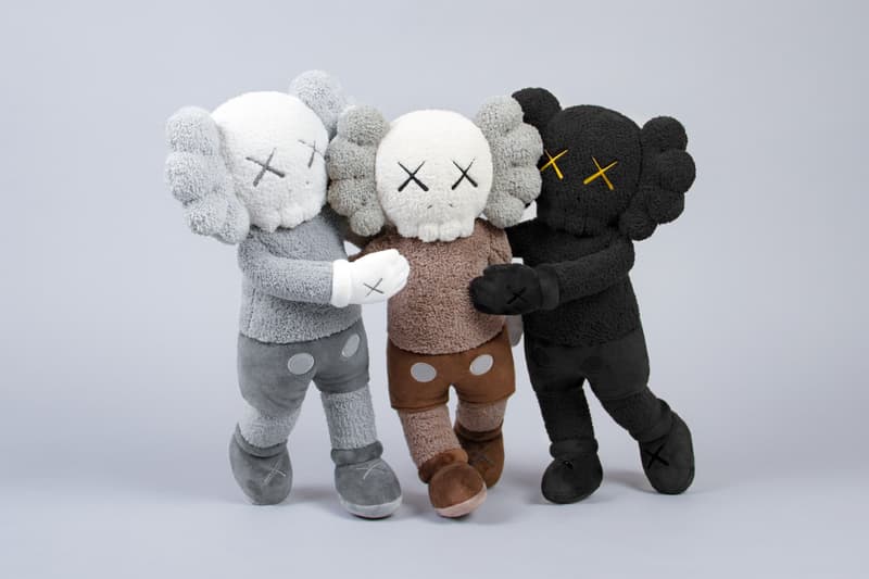 重磅突擊-「KAWS:HOLIDAY」香港站追加 20" Companion 毛絨公仔