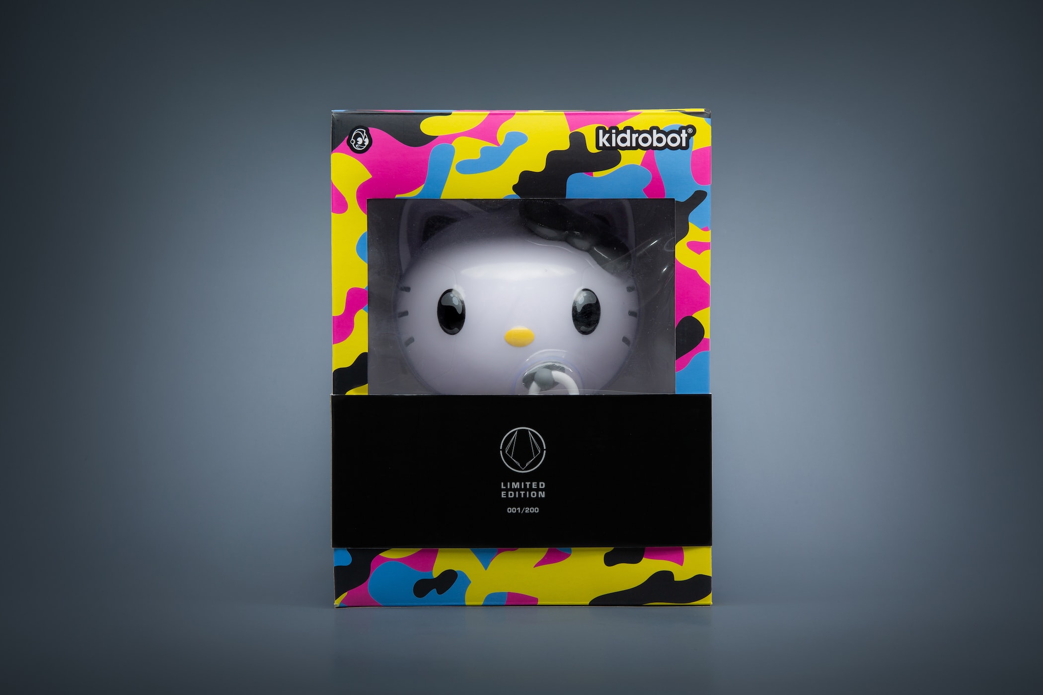 Kidrobot 攜手 ZWYN 打造 Hello Kitty by Quiccs 特別限定玩偶