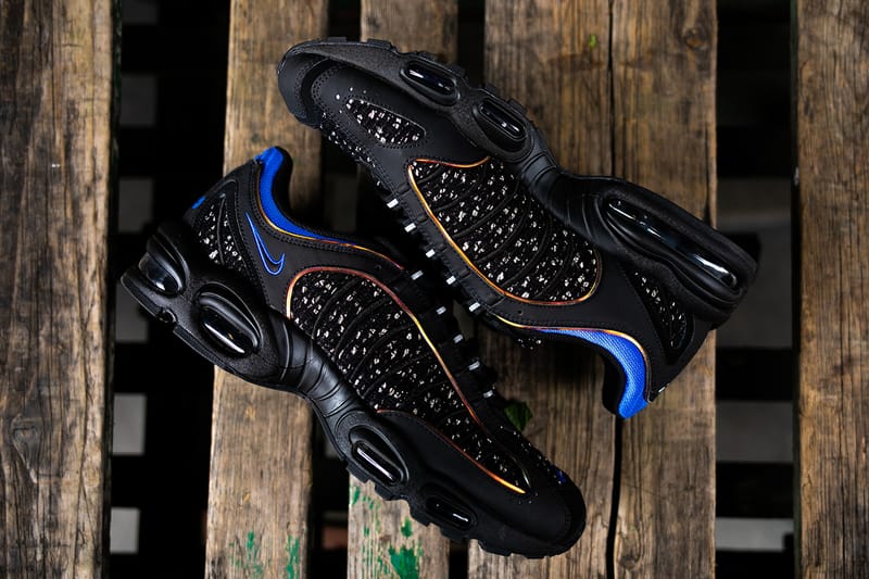 近賞 Supreme x Nike Air Tailwind IV 聯名鞋款