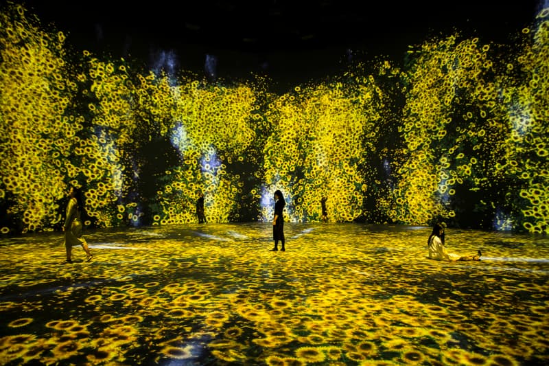 率先走進 teamLab 上海最新展覽「teamLab: 油罐中的水粒子世界」