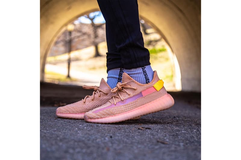 YEEZY BOOST 350 V2 全新配色「Clay」上腳預覽