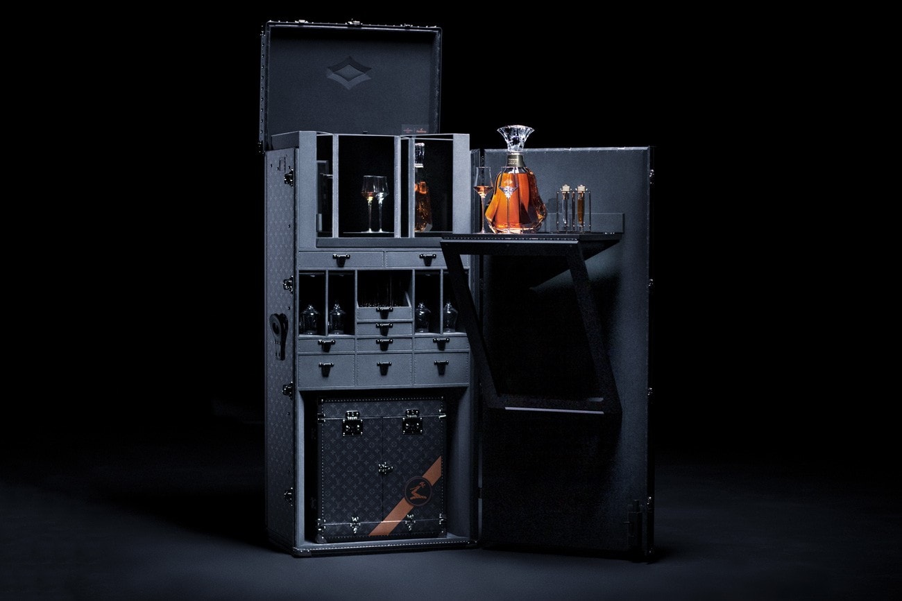 Hennessy x Louis Vuitton 打造要價 $280,000 美元奢華酒組套件