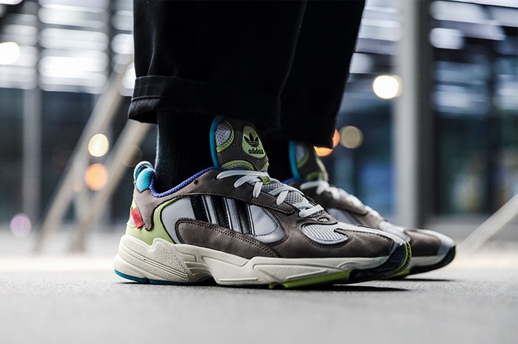 HYPEBEAST 獨家近赏 INVINCIBLE x adidas Originals 全新联名 YUNG-STUD