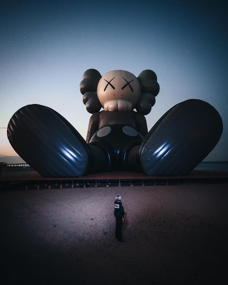 KAWS 攜巨型 COMPANION 助陣 Pharrell 最新音樂節「SOMETHING IN THE WATER」