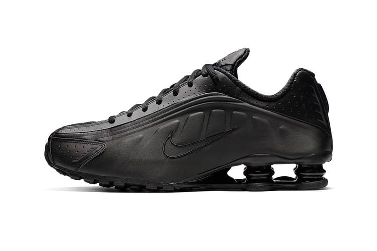 Nike Shox R4「Triple Black」全黑配色登场