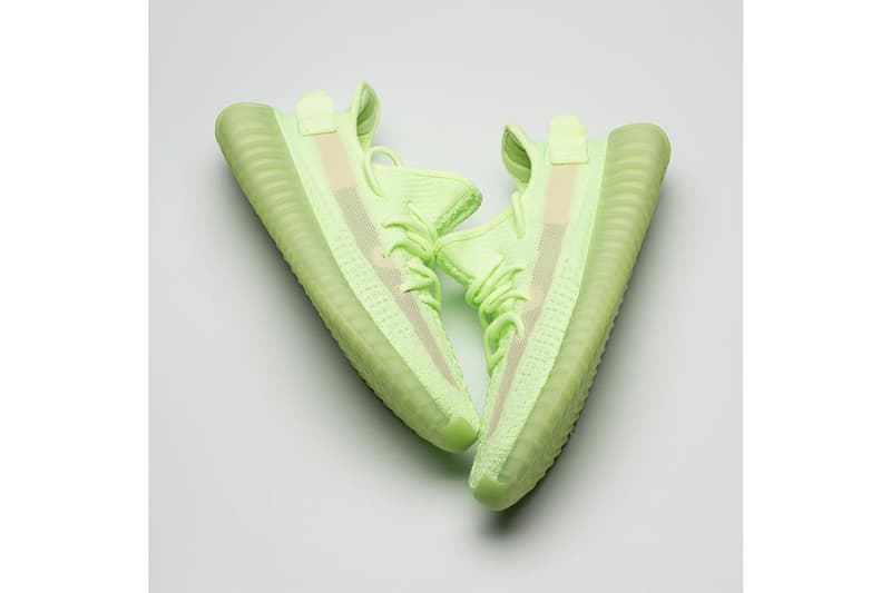 搶先預覽 YEEZY BOOST 350 V2 全新配色「Glow In The Dark」