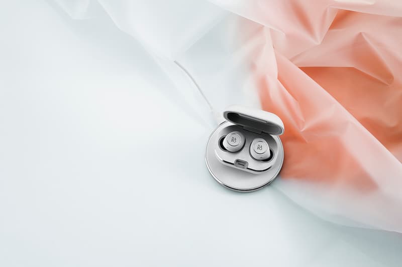 Bang & Olufsen 推出全新 E6 & E8 無線耳機