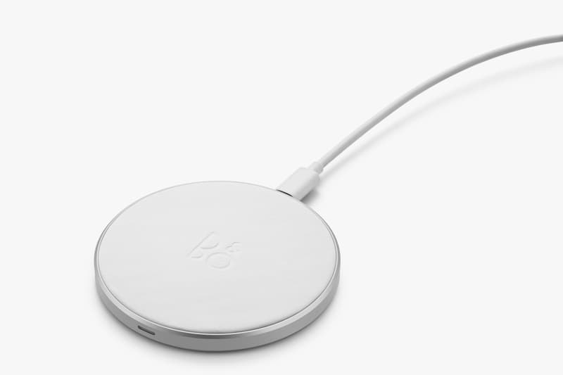 Bang & Olufsen 推出全新 E6 & E8 無線耳機