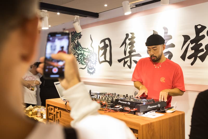 走进 CLOT「CHINESES 华人」别注系列 Pop-Up Store