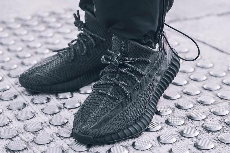 YEEZY BOOST 350 V2 人氣黑魂配色最新上腳預覽