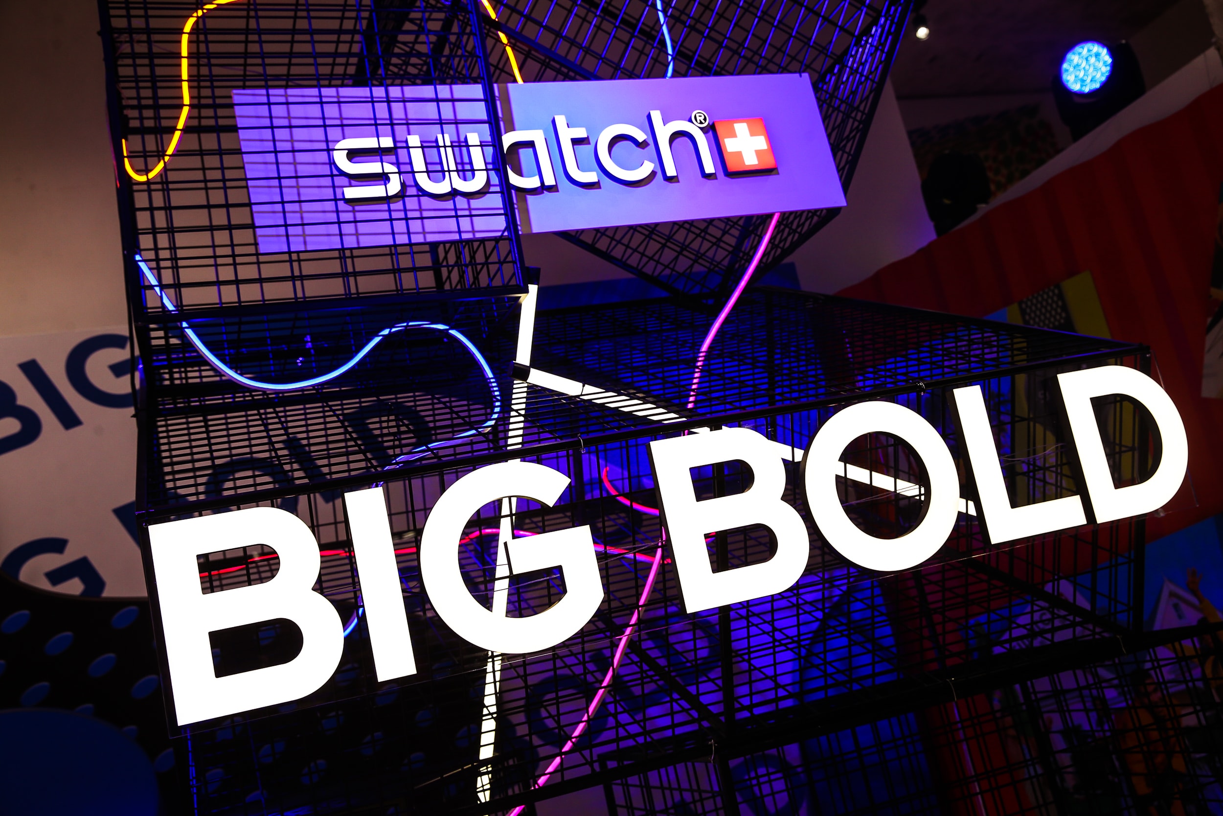 Swatch 举办全新 BIG BOLD 系列腕表体验展