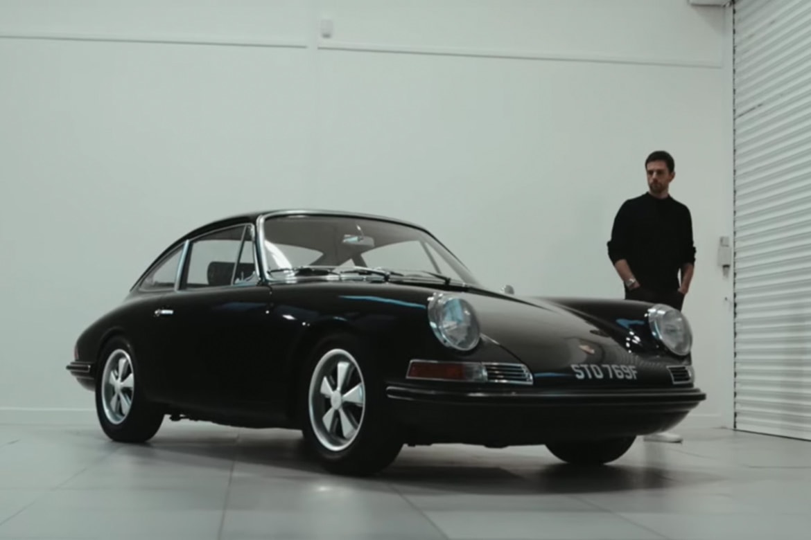 Coldplay 團員 Guy Berryman 展示其愛車 Porsche 911S