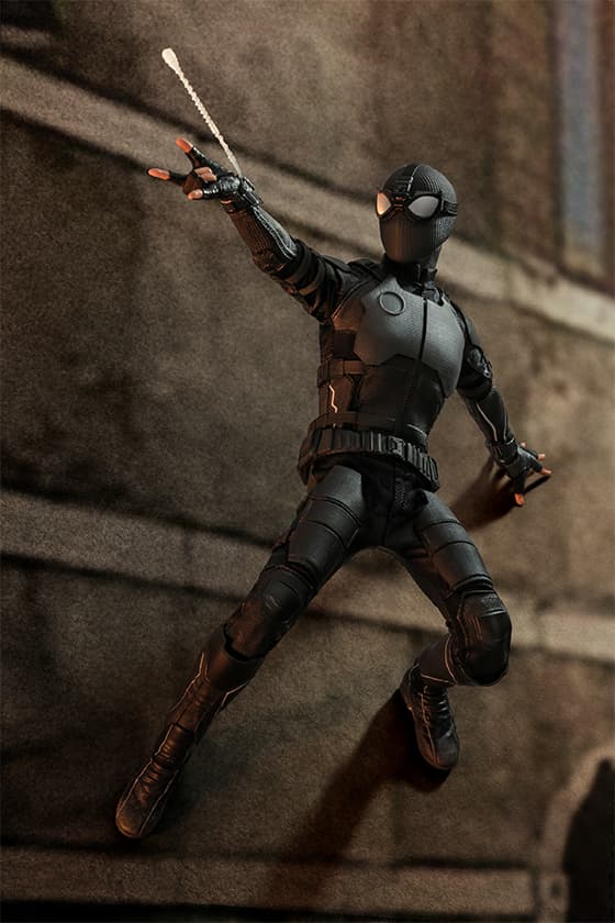 微劇透注意！Hot Toys 推出《Spider-Man : Far From Home》Spider-Man「潛行服」珍藏人偶