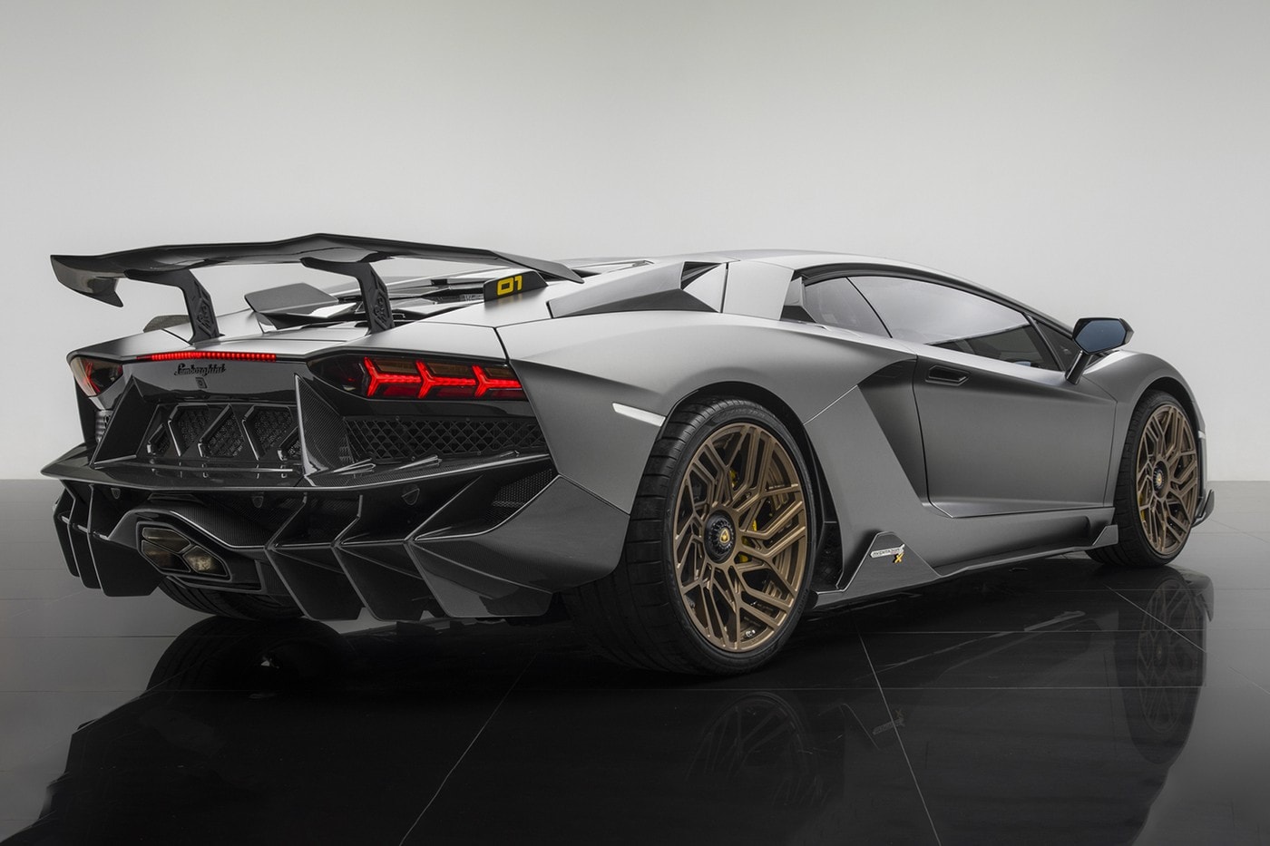 Onyx Concept 打造 Lamborghini Aventador 全新改裝車型