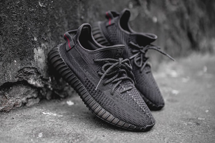 近賞 YEEZY BOOST 350 V2 全新「Triple Black」黑魂配色