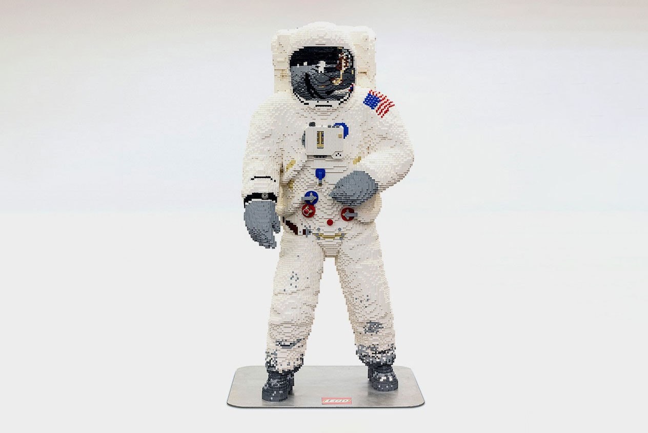 人類登月計劃 50 周年－LEGO 建造 1:1 真人大小宇航員