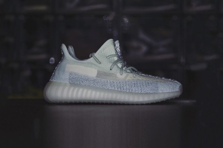 YEEZY BOOST 350 V2 最新配色「Cloud White」反光版本曝光