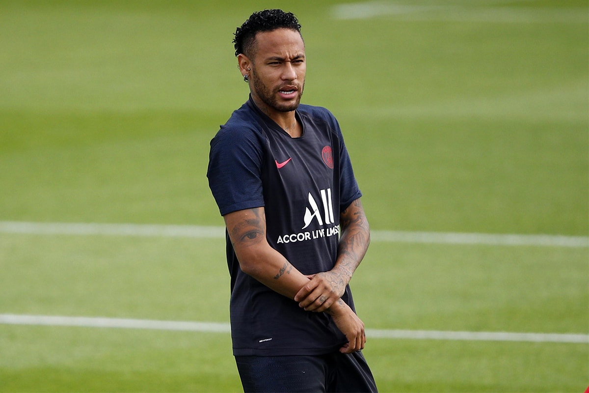 離隊在即？Paris Saint-Germain 官方商店已停售巴西球星 Neymar 球衣
