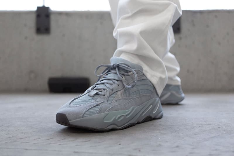 YEEZY BOOST 700 V2 最新配色「Hospital Blue」上腳圖輯曝光