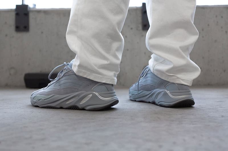 YEEZY BOOST 700 V2 最新配色「Hospital Blue」上腳圖輯曝光