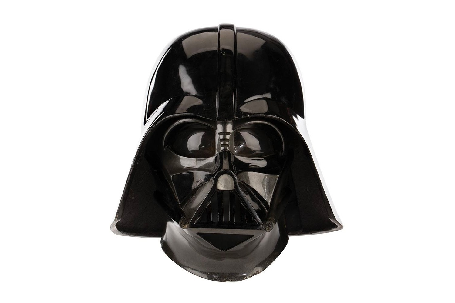 《Star Wars》電影元祖 Darth Vader 面罩頭盔正展開拍賣