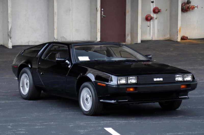 罕見 1981 年經典車款 DeLorean DMC-12 於拍賣會中正式賣出