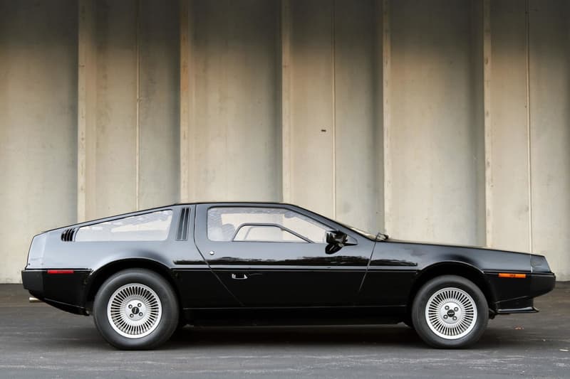 罕見 1981 年經典車款 DeLorean DMC-12 於拍賣會中正式賣出