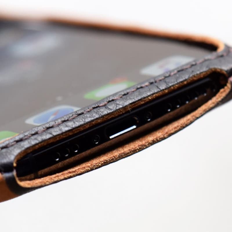 Leather Factory Roberu 全新 iPhone 11 系列皮革保護套