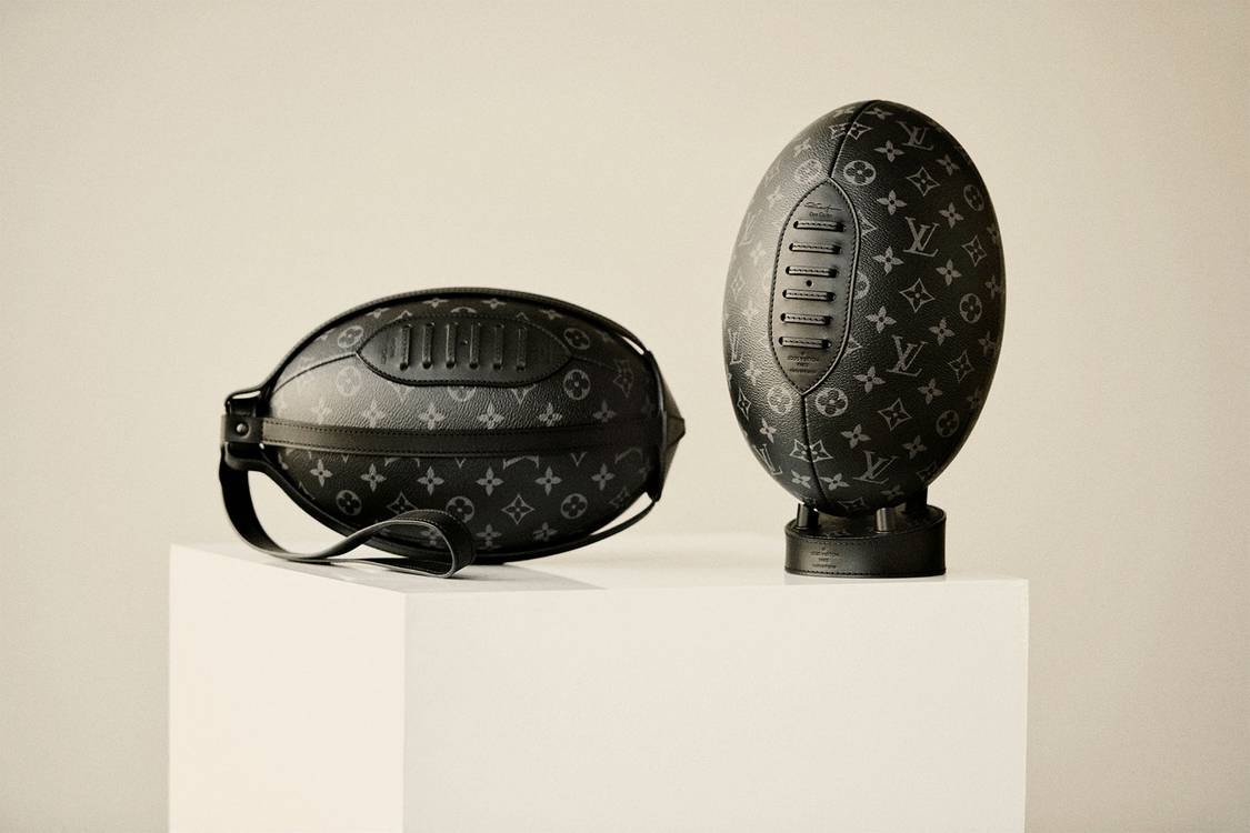 Louis Vuitton 推出要價 ¥300,000 日圓之別注橄欖球組合