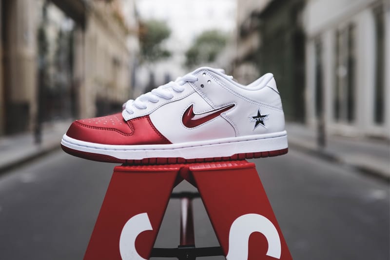 HYPEBEAST 獨家近賞 Supreme x Nike SB Dunk Low 聯乘系列鞋款
