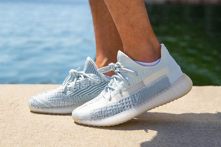 率先預覽 YEEZY BOOST 350 V2「Cloud White」上腳圖輯
