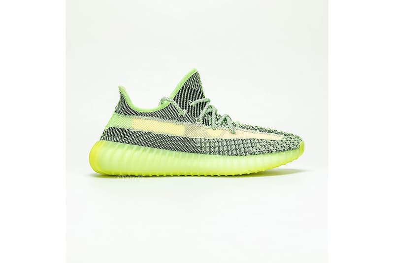 近賞 YEEZY BOOST 350 V2 最新配色「Yeezreel」反光版本