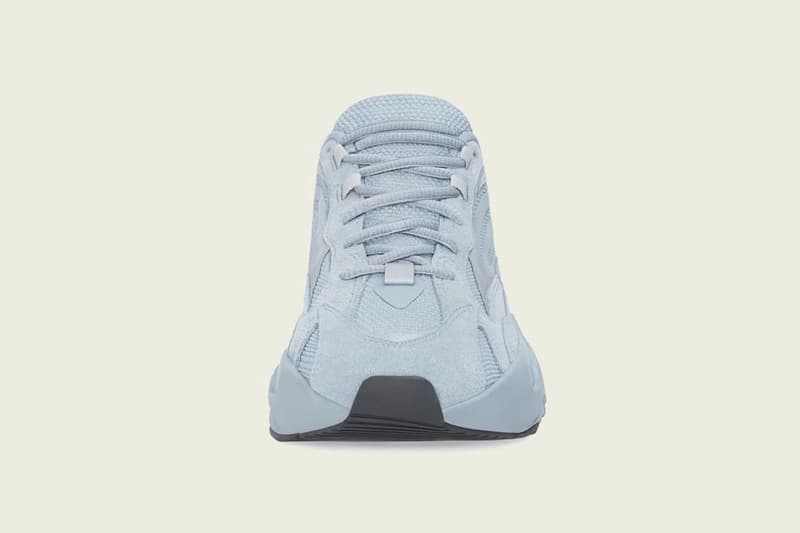 YEEZY BOOST 700 V2 最新配色「Hospital Blue」官方圖輯正式發佈