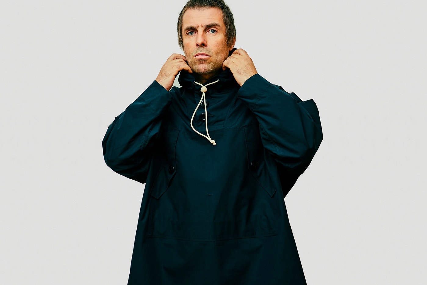 Oasis 主唱 Liam Gallagher 攜手 Nigel Cabourn 打造最新聯乘 Parka 系列