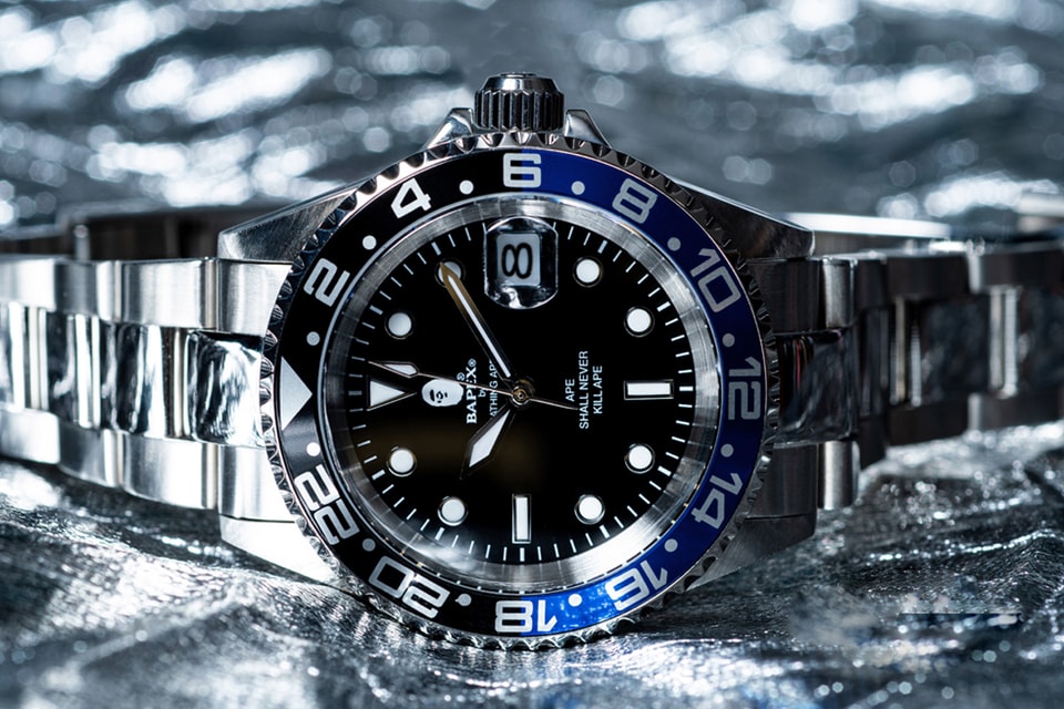 超人气致敬 A Bathing Ape 推出bapex 蓝黑 Type 2 手表 Hypebeast 超人气致敬 A Bathing Ape 推出bapex 蓝黑 Type 2 手表 Hypebeast