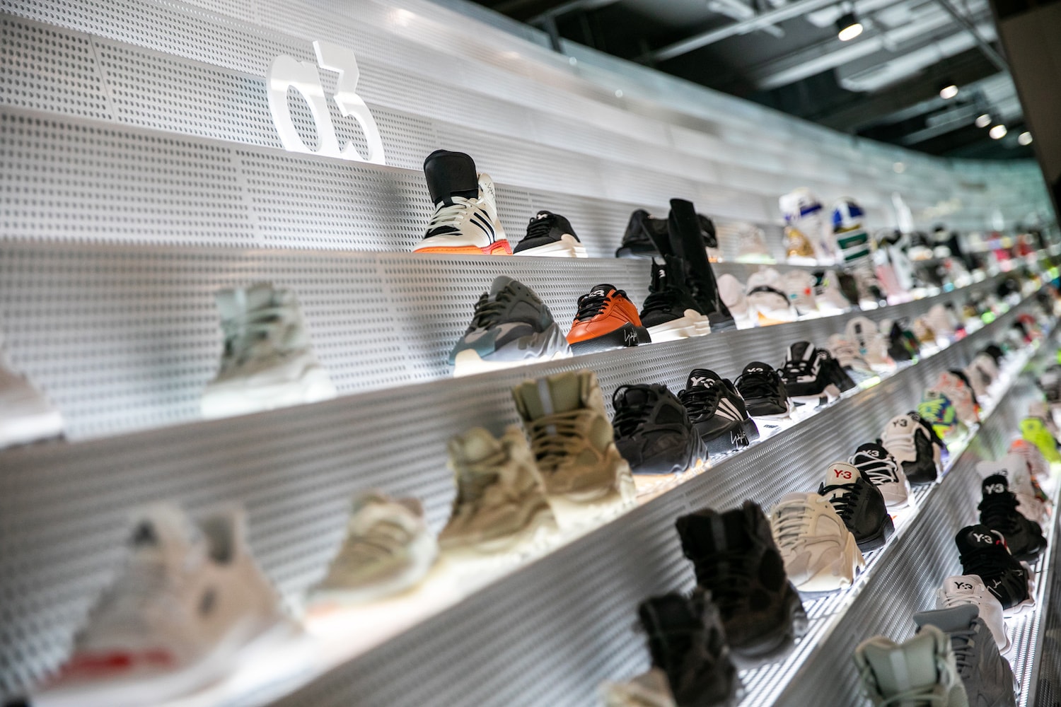 adidas 首家高端集合店 a3 store 于北京正式开幕