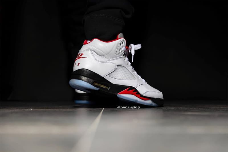 率先近賞 Air Jordan 5 OG 經典配色「Fire Red」上腳圖輯