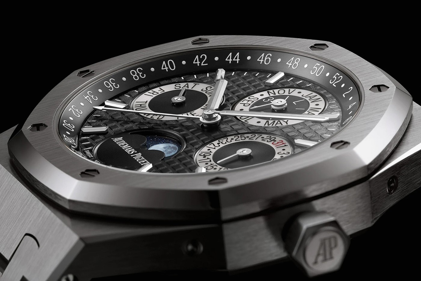 Audemars Piguet 聯手 Yoshida 推出 Royal Oak 鉑金萬年曆腕錶