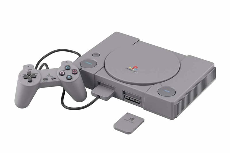 BANDAI 推出 2:5 比例 Sony 初代 PlayStation、Sega Saturn 復刻模型