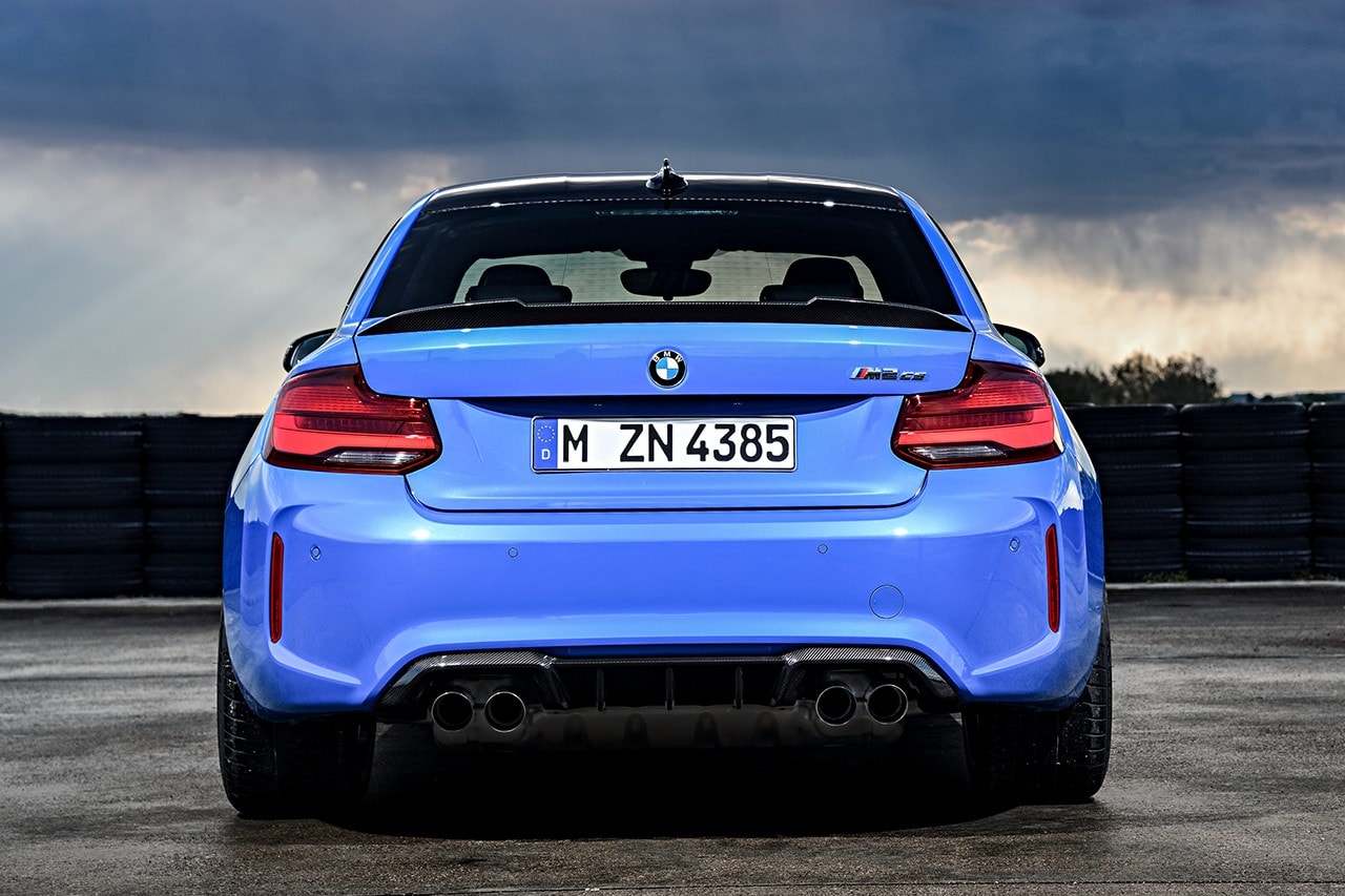 BMW 搭載 450 匹馬力全新 M2 CS 車款發佈