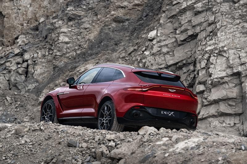 英國超豪車廠 Aston Martin 發佈首款 SUV 車型 DBX