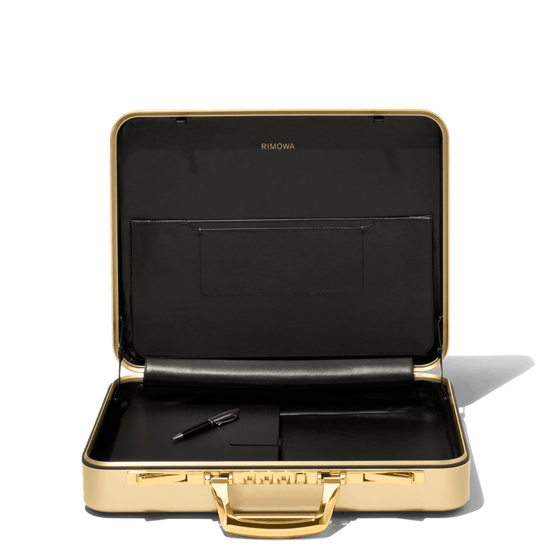RIMOWA 推出全新 Attaché Gold 限量手提公事包