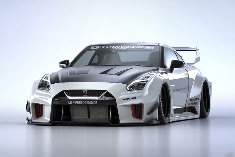 Liberty Walk 打造 Nissan GT-R 全新車身寬體套件