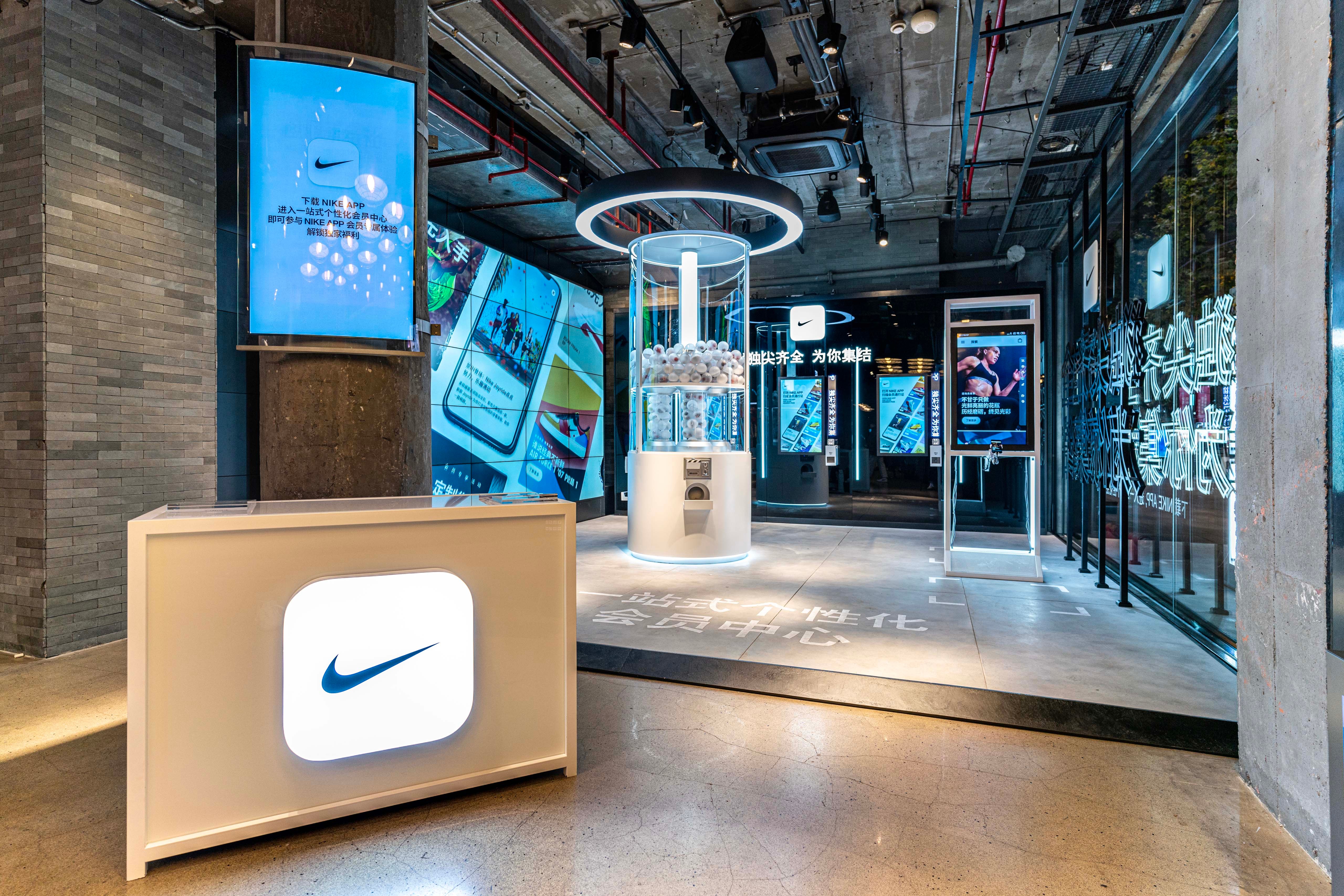Nike 于上海 001 店铺开启个性化体验服务