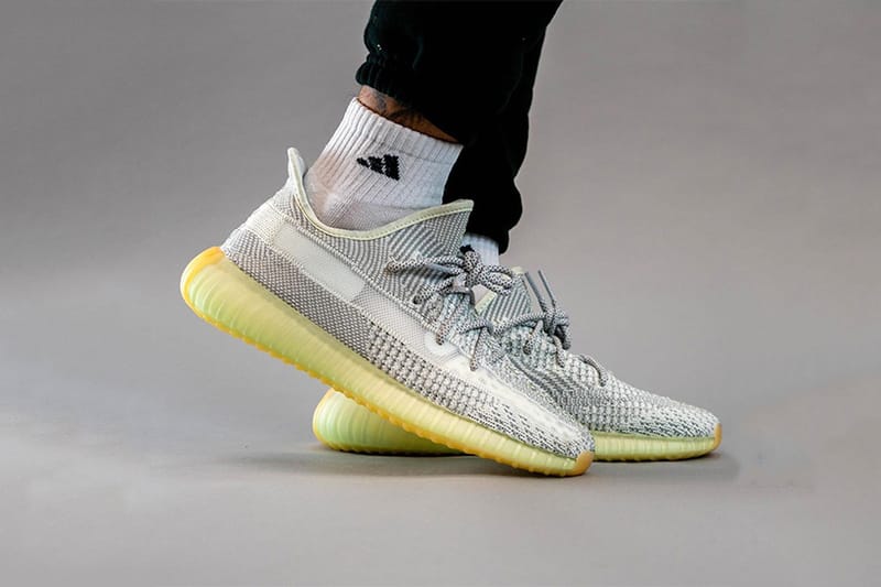 近赏 YEEZY BOOST 350 V2 最新配色「Yeshaya」上腳圖輯